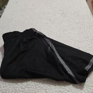 ULTRA PERFORMANCE ACTIVEWEAR SHORTS